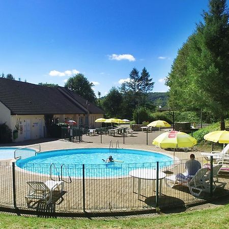 Vvf Cantal Champs-Sur-Tarentaine Exterior foto